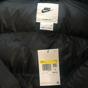 Nike storm fit Down Jacket